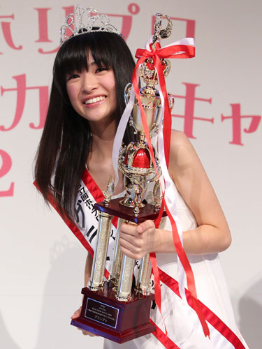 【画像・写真】「ホリプロ」グランプリに山形の中学１年・菅野莉奈さん