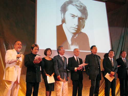 【画像・写真】尾崎紀世彦さん長男　父の世話のため仕事辞める「いなくなったとは思えない」