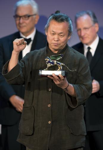 第69回ベネチア国際映画祭で金獅子賞を受賞した韓国映画「ピエタ」のキム・ギドク監督