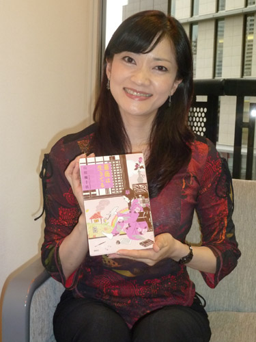 音楽朗読劇「薔薇は生きてる」のキャンペーンのためスポーツニッポン新聞社を訪れた女優の島田歌穂
