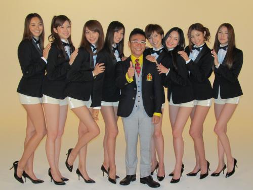 【画像・写真】モデルガールズに八嶋デレデレ「太腿触りたい」