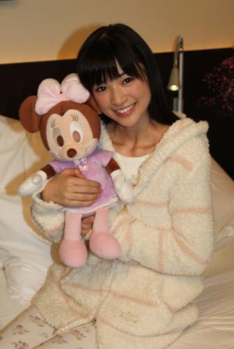 【画像・写真】優希美青　大好きミニーマウスと大先輩アッコを語る