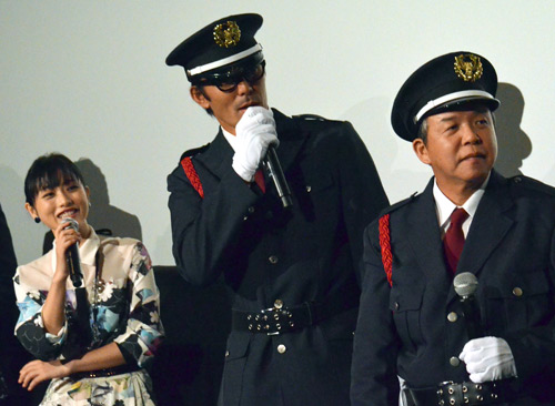 【画像・写真】阿部寛　警備員に扮し会場に潜伏「人をだますって意外と楽しい」