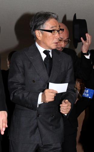 【画像・写真】黒柳徹子「放浪記」衣装で弔辞「こんなつらい別れない」