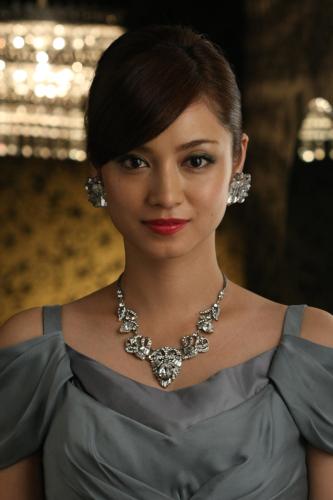 【画像・写真】平愛梨　ＧＬＡＹとコラボ！ＣＭで２つの表情披露