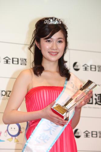 ミス日本グランプリ「水の天使」に選ばれた横山林沙さん