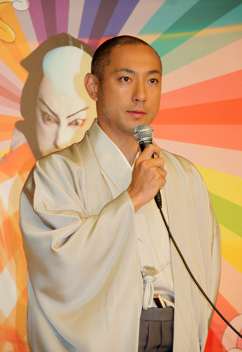 「三月花形歌舞伎」製作発表会見に出席した市川海老蔵