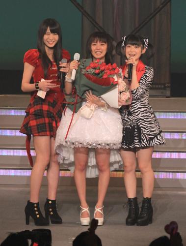 【画像・写真】真野恵里菜　大粒の涙で卒業公演「ハロプロ大好きって気持ち忘れない」