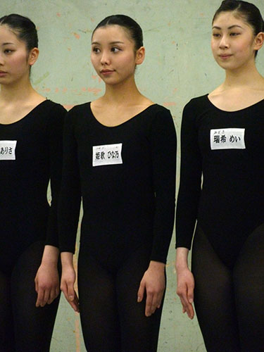 【画像・写真】宝塚９９期生ラインダンス披露！笘篠コーチ長女も