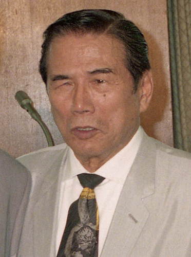 田端義夫さん（１９９５年撮影）