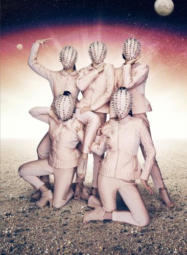 【画像・写真】ももクロ“衣装酷似騒動”　原案のデザイナー了承の上作成