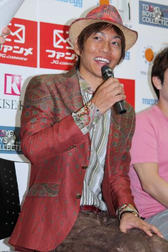 【画像・写真】上原さくら元夫・青山氏がモデル挑戦　中島知子も絶賛「かっこいい」