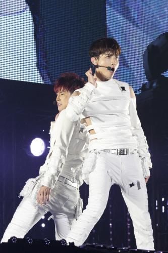 【画像・写真】東方神起「今でしょ！」連発　林先生の顔マネも