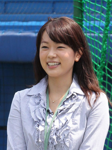 来春、プロバスケットボールの五十嵐圭と結婚することを発表した本田朋子アナ