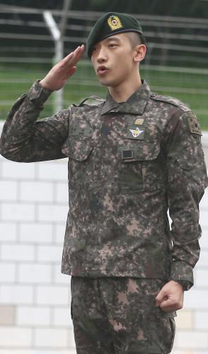 約21カ月間の兵役を終えて除隊した韓国の歌手Ｒａｉｎ（ピ）