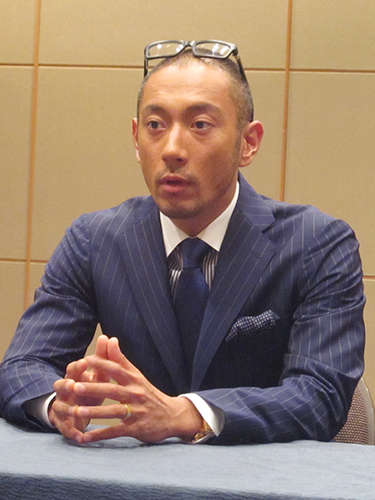 【画像・写真】海老蔵　“団十郎にならない”客寄せ的襲名チクリ