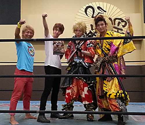 （左から）ＺＥＲＯ－１の日高郁人、劇団Ｐａｔｃｈの中村圭斗、松井勇歩、岩崎真吾