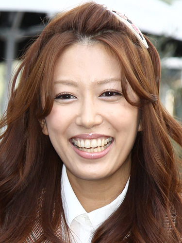 【画像・写真】里田まい　ファンとして沿道でＶパレード参加「楽しかったです」