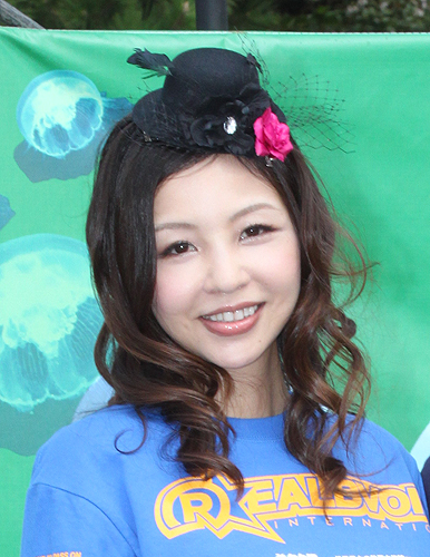 【画像・写真】インリン　帝王切開で双子出産　３児の母に