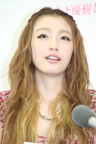 【画像・写真】木下優樹菜　高橋愛の結婚祝福！「いよいよかぁて感動した」