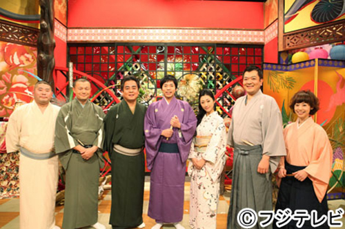 【画像・写真】壇蜜　和服で艶っぽく司会　談春ら人気落語家が注目ニュースを斬る