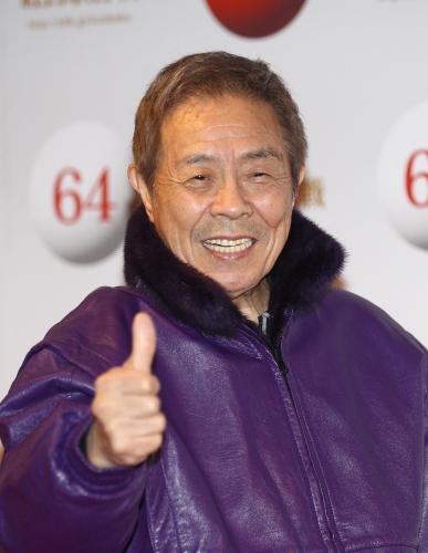 【画像・写真】サブちゃん「怖い」高さ６メートル白竜に乗り「まつり」