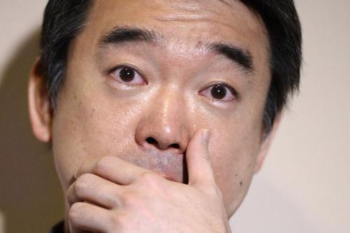 【画像・写真】橋下市長　涙で“恩人”たかじんさんしのぶ「大阪への気持ち強い人　残念」