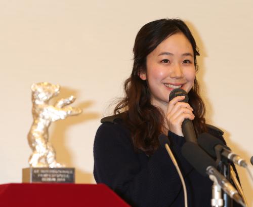 【画像・写真】黒木華　かっぽう着が幸運運んだ？「みんな使えばいいのに」