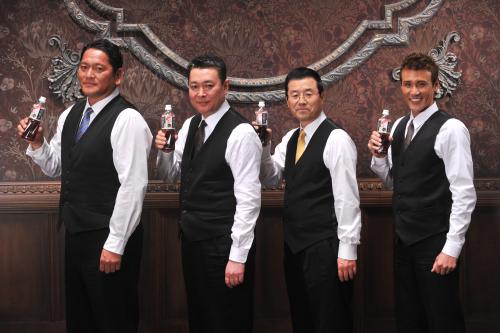 「サントリー　ウーロン茶」の新ＣＭに出演する（左から）佐々木主浩、江川卓、達川光男、新庄剛志の４氏