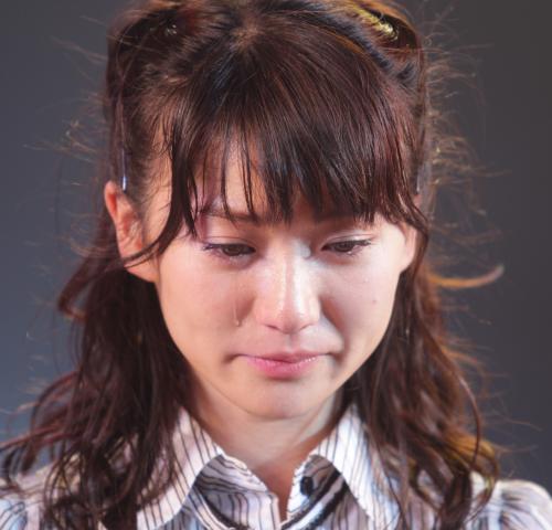 ＡＫＢ４８チームＫ「最終ベルが鳴る」公演で、思わず涙を流す大島優子