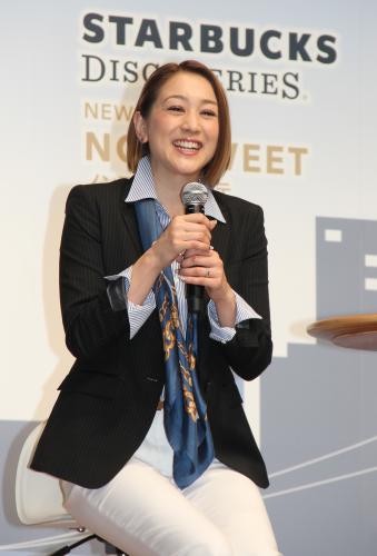 【画像・写真】ママ願望も…ＳＨＥＬＬＹ　報道陣の追及に「できてないですよ」