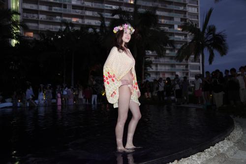 ファッションイベント「ハワイアン・メイ！２０１４」に出演した筧美和子