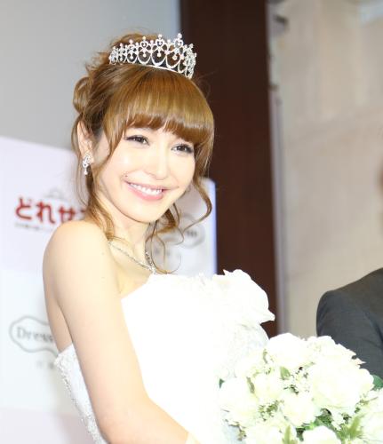 【画像・写真】藤井リナ　結婚「巡り合ったら早いと思う」興奮ドレス姿