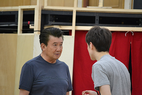 【画像・写真】右近健一　二面性持った聖職者役、個性豊かな共演陣との絡み楽しむ