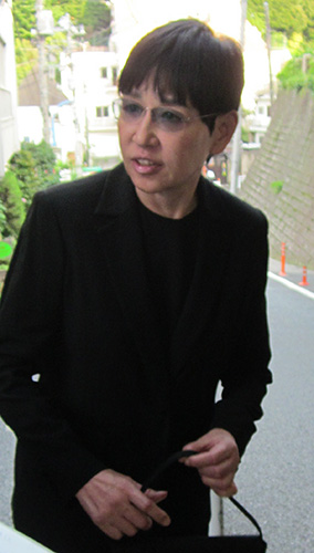 【画像・写真】斎藤晴彦さん通夜　森公美子号泣…「演劇魂をたくさん頂いた」