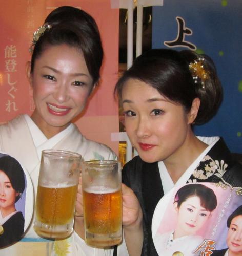 【画像・写真】大石まどか＆上杉香緒里で「居酒屋姉妹」　一日限定ユニット結成