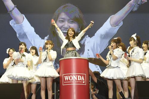 【画像・写真】ＡＫＢ特別ＬＩＶＥに優子サプライズ出演　貫禄のヘビロテ締め