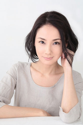 バラエティー番組のレギュラーに初挑戦する女優の吉田羊