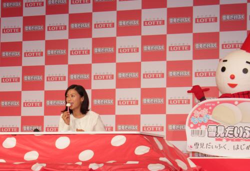 【画像・写真】榮倉奈々、初雪見に感激「これこれ」　夏には初ダイビングに挑戦