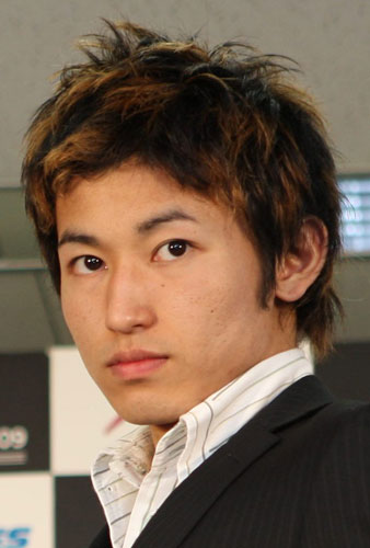 【画像・写真】あびる優　格闘家・才賀紀左衛門と結婚　生番組で報告