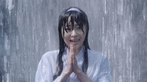 ソフトバンクモバイル新ｃｍ発表会 会見に出席したソフトバンクのお父さん犬とお兄さん ダンテ と指原莉乃 右 スポニチ Sponichi Annex 芸能