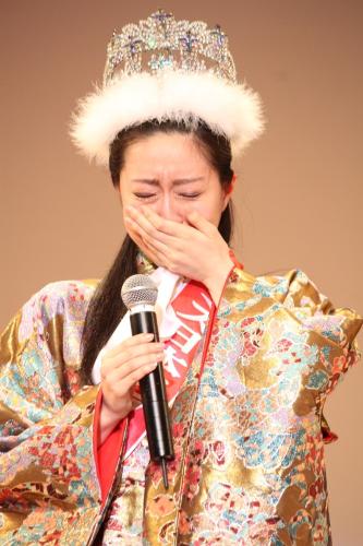 ＜第４７回ミス日本グランプリ決定コンテスト２０１５＞ミス日本グランプリを受賞した芳賀千里さん
