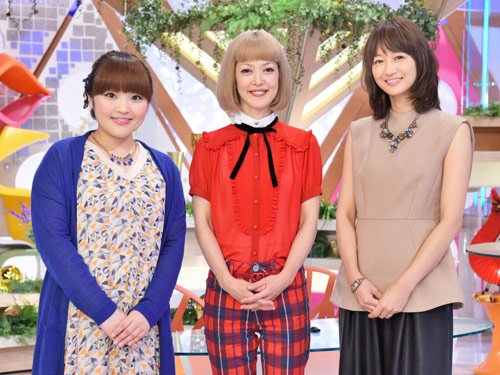 「知っとこ！」ＭＣの（左から）柳原可奈子、松嶋尚美、富岡佳子
