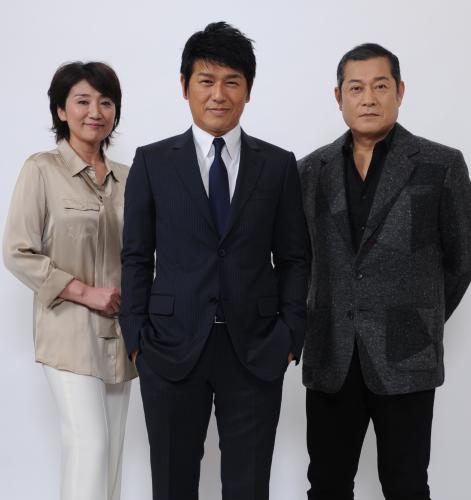 テレビ朝日の新ドラマ「京都人情捜査ファイル」で共演する（左から）松下由樹、高橋克典、松平健