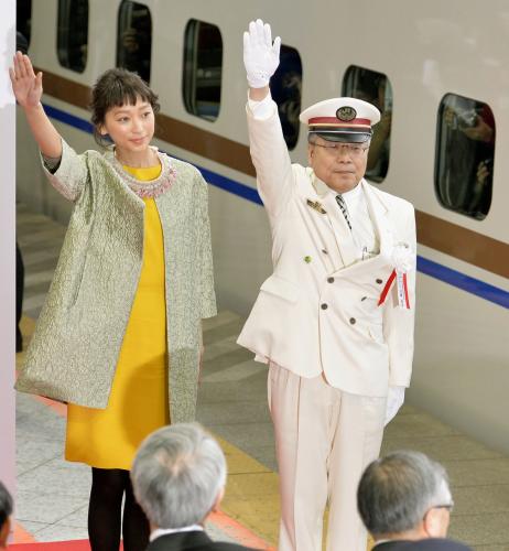 【画像・写真】太鳳が、谷村が、杏が…ゆかりのタレントも北陸新幹線開業祝う