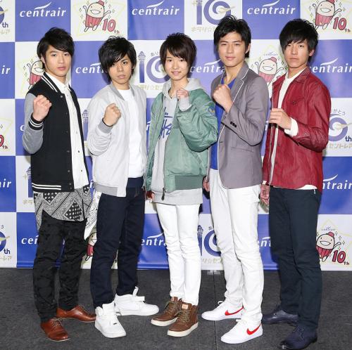 仮名「ＮＡＧＯＹＡボーイズ」のメンバーに決まった（左から）平野泰新、大城光、西岡健吾、永田薫、阿部周平