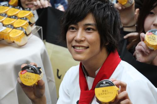 【画像・写真】佐野岳にバースデープリン「こんなの初めて」