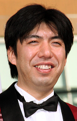 【画像・写真】ねづっち　初登板初勝利の巨人・田口を謎かけで祝福