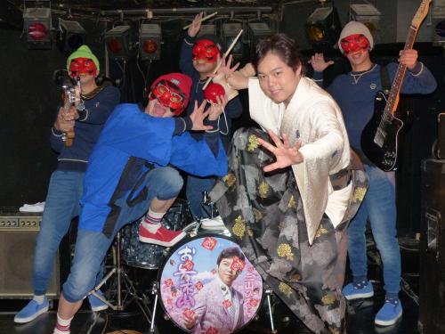 【画像・写真】けん玉演歌歌手・三山ひろしがロック挑戦　氷室京介ばりシャウト！