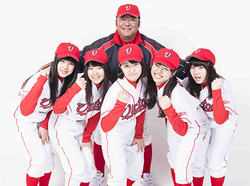 【画像・写真】元阪神・亀山つとむ氏　熱血ヘッスラでガールズバンド激励